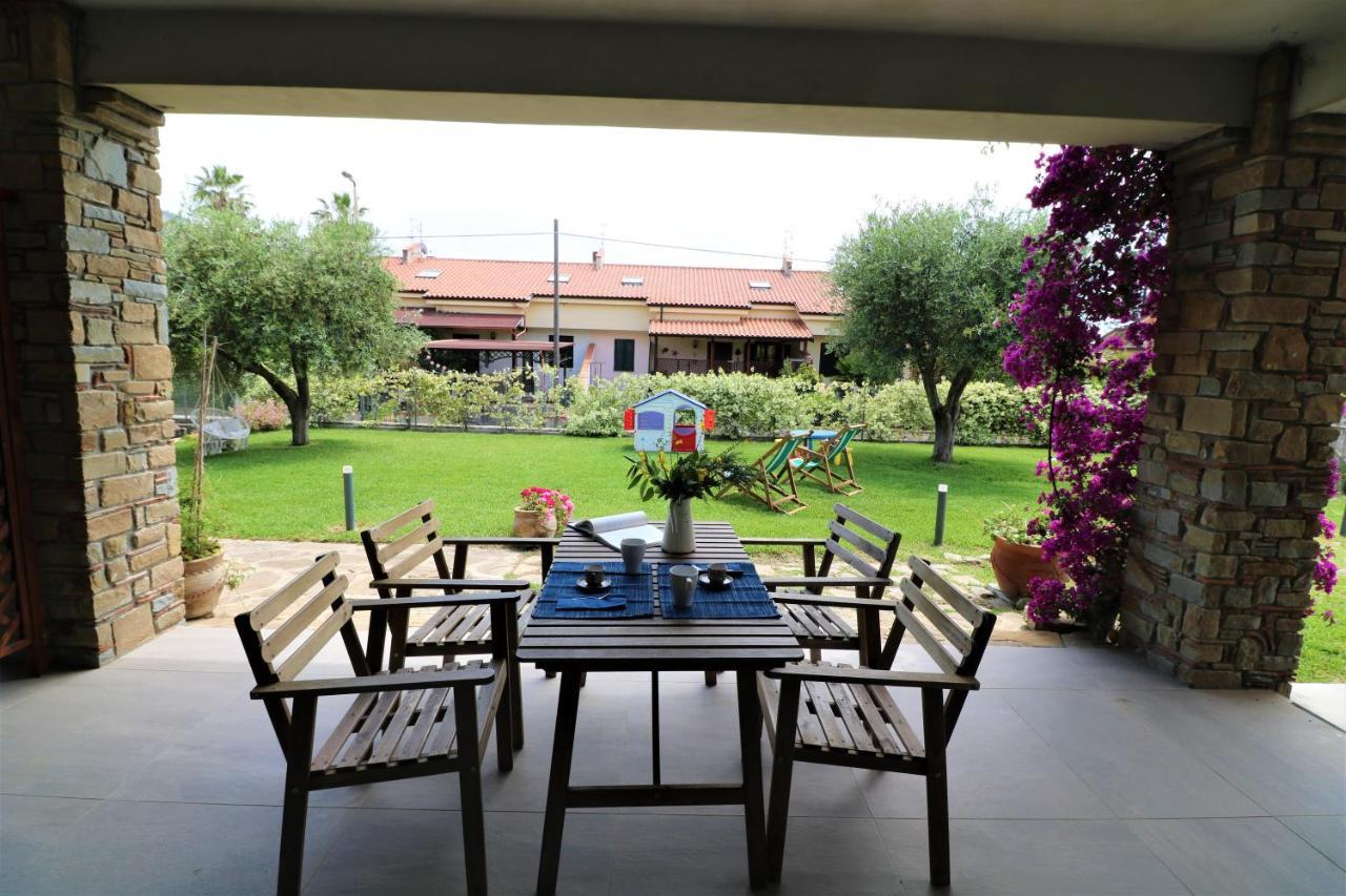 Villa Di Marinella 阿谢亚 外观 照片