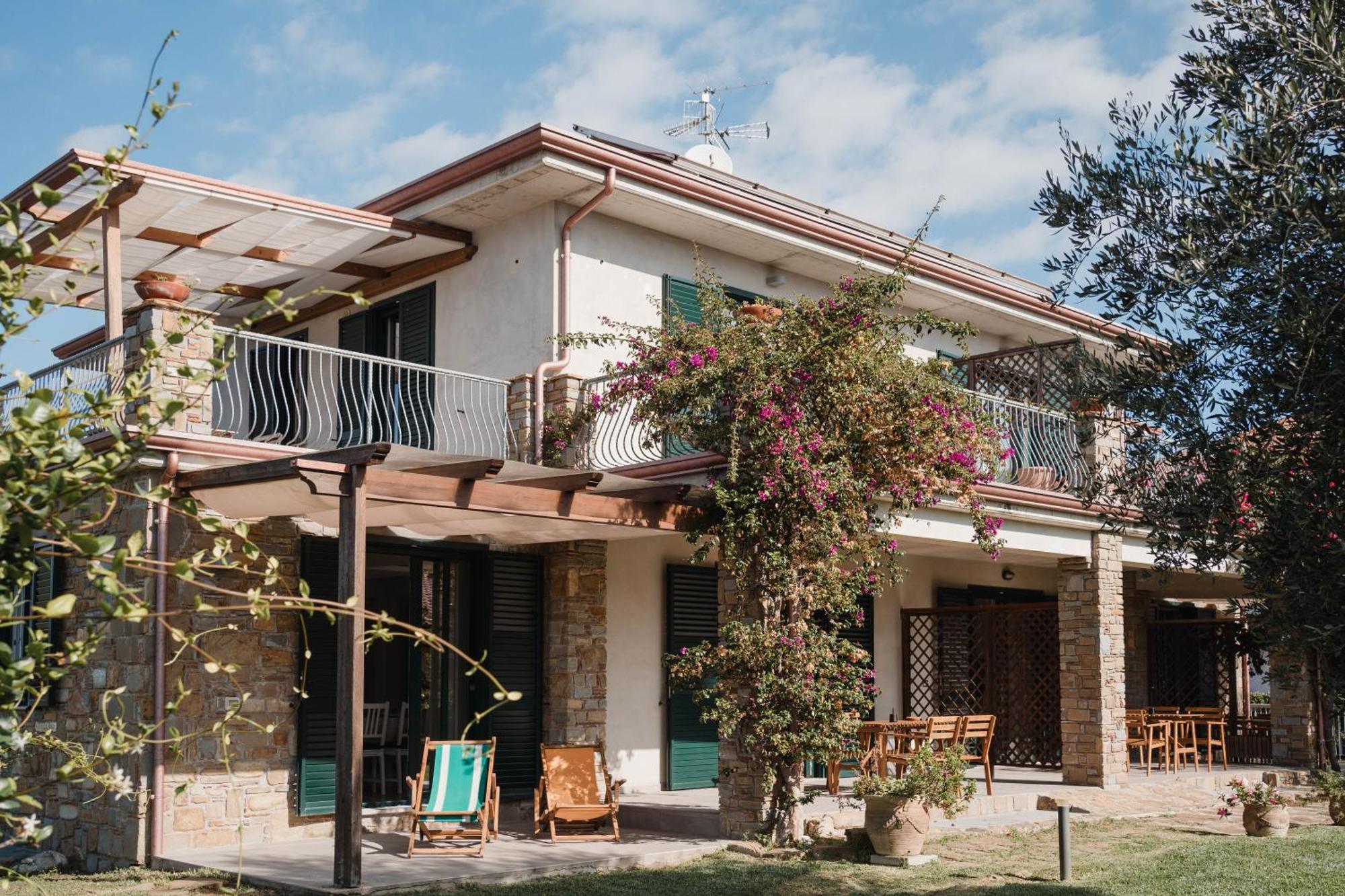 Villa Di Marinella 阿谢亚 外观 照片
